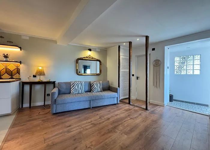 アパート 100 Steps Amazing View *