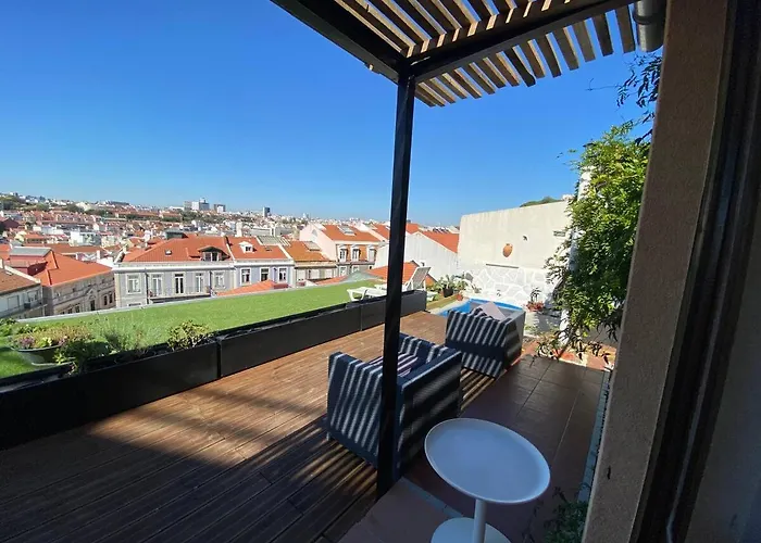 100 Steps Amazing View * リスボン