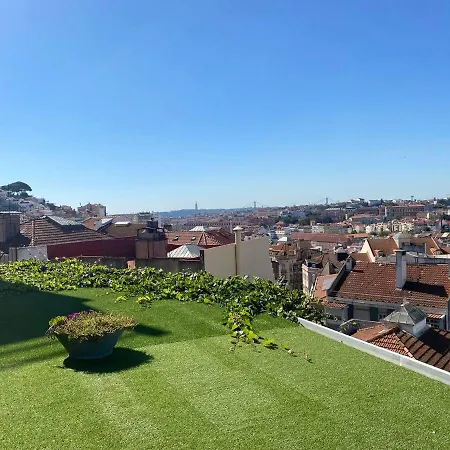 100 Steps Amazing View Apartment Lisbon